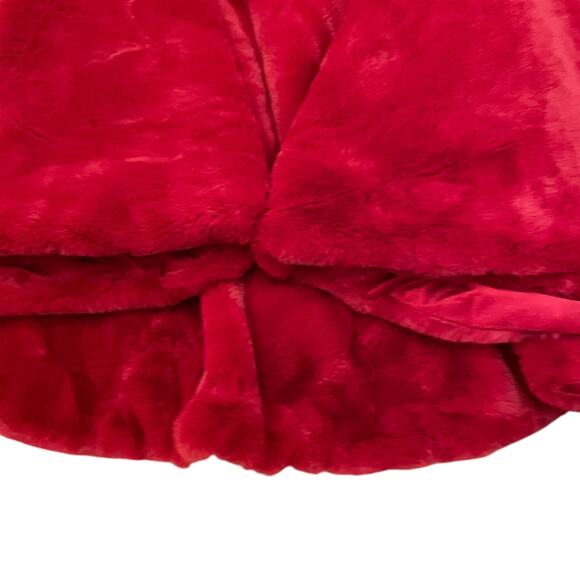 Martha Stewart Faux Fur Christmas Tree Skirt 60in Holiday Red New - Picture 3 of 11